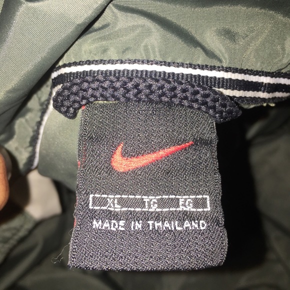 Oversized Vintage Nike Windbreaker - Picture 4 of 5